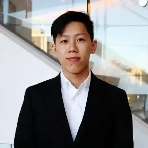 Headshot of Ricky Lee