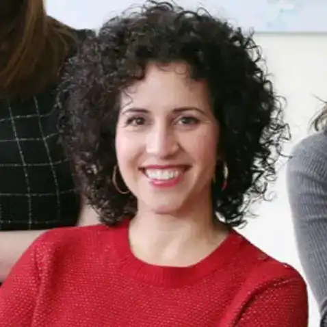 Headshot of Sandra Alvarez