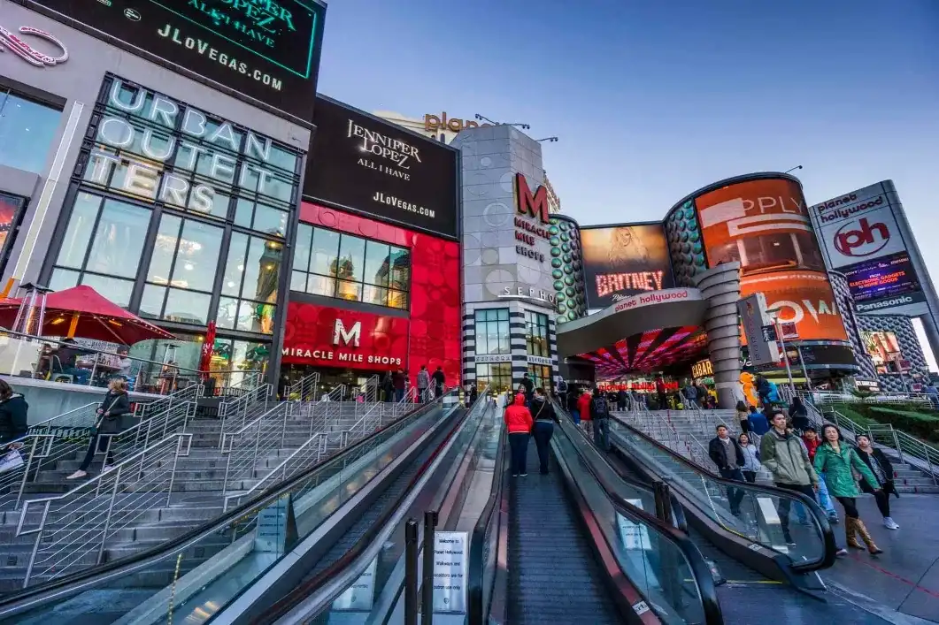 Miracle Miles mall entrance